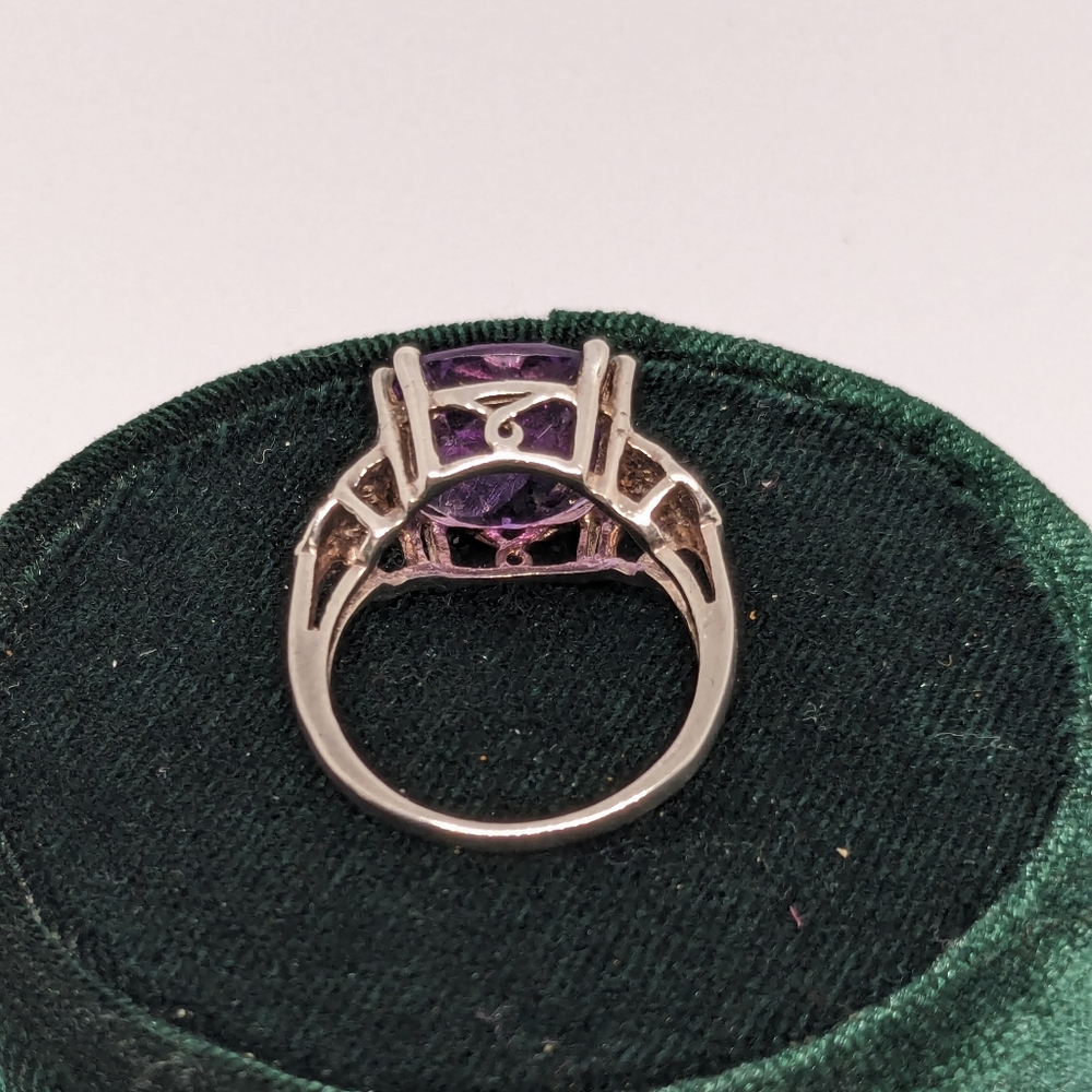 Large amethyst silver ring - Picture 2 of 5